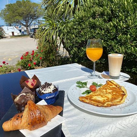 فيلا Floating House Mm, Marina بورتوروز المظهر الخارجي الصورة